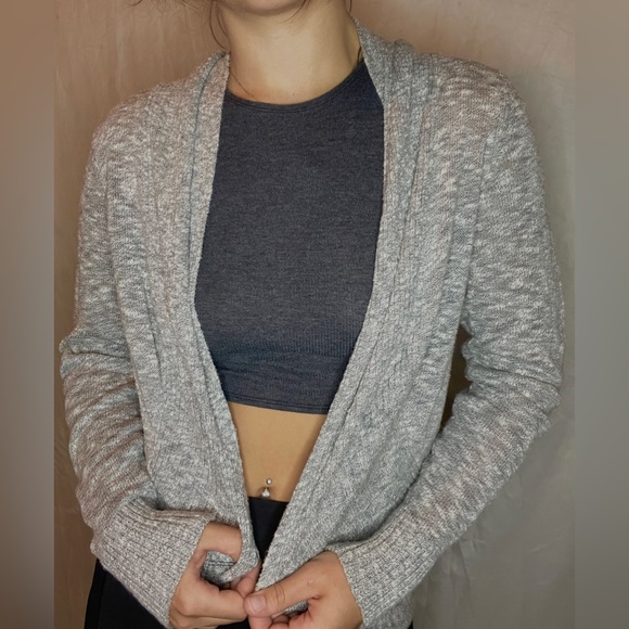 JJ Basics grey cardigan - Picture 2 of 5